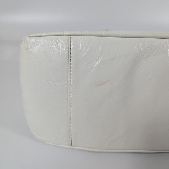 Fossil White Leather Large Slouch Hobo Purse Bag Key Charm EUC - Picture 7 of 14